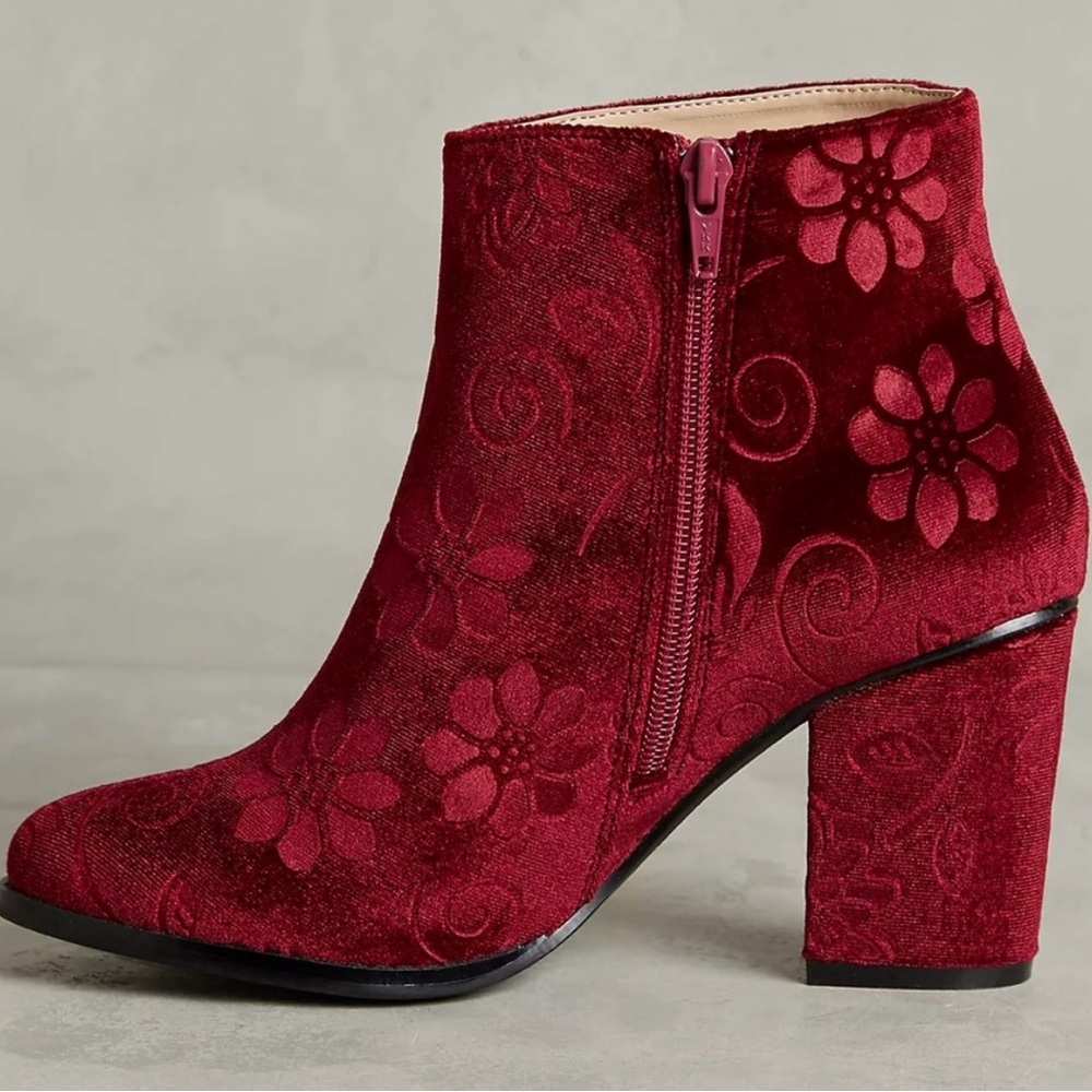 Billy Ella Velvet Boots